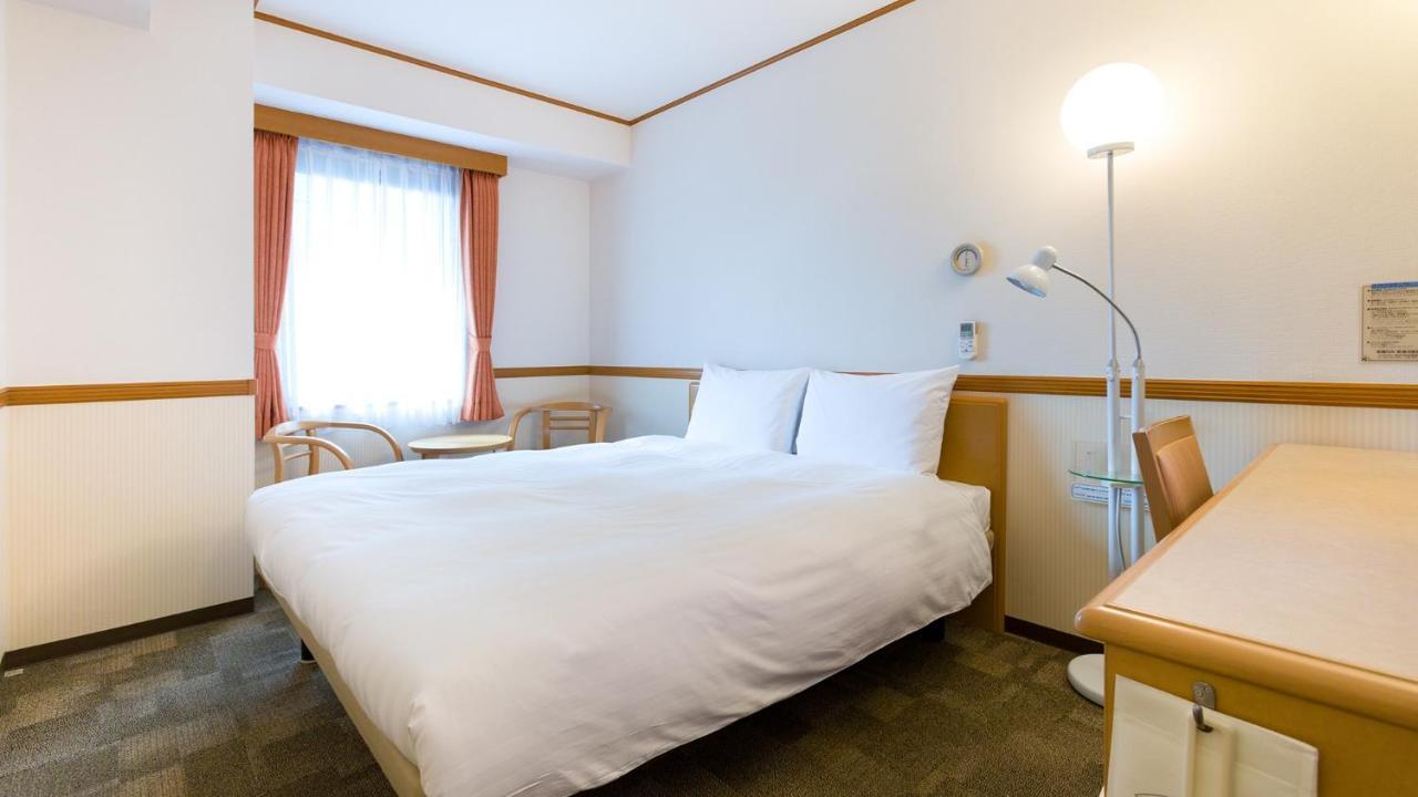 Toyoko Inn Kokura-Eki Minami-Guchi Kitakyushu Bagian luar foto