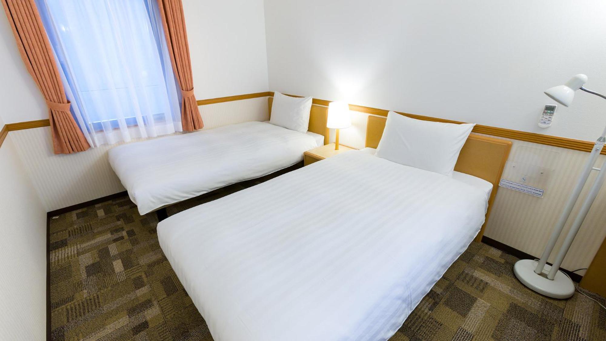 Toyoko Inn Kokura-Eki Minami-Guchi Kitakyushu Ruang foto